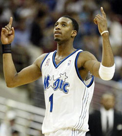 外线防守薄 外线防守薄