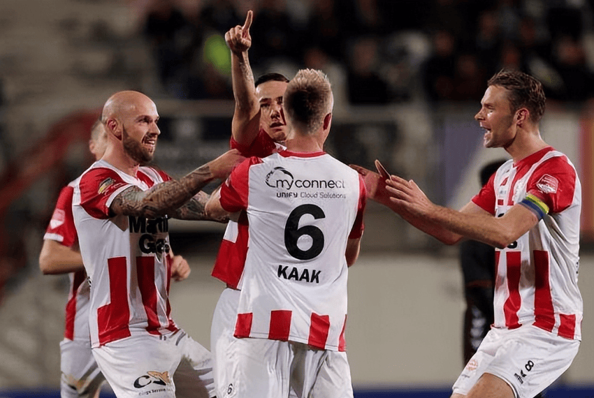 将到来的激 将到来的激