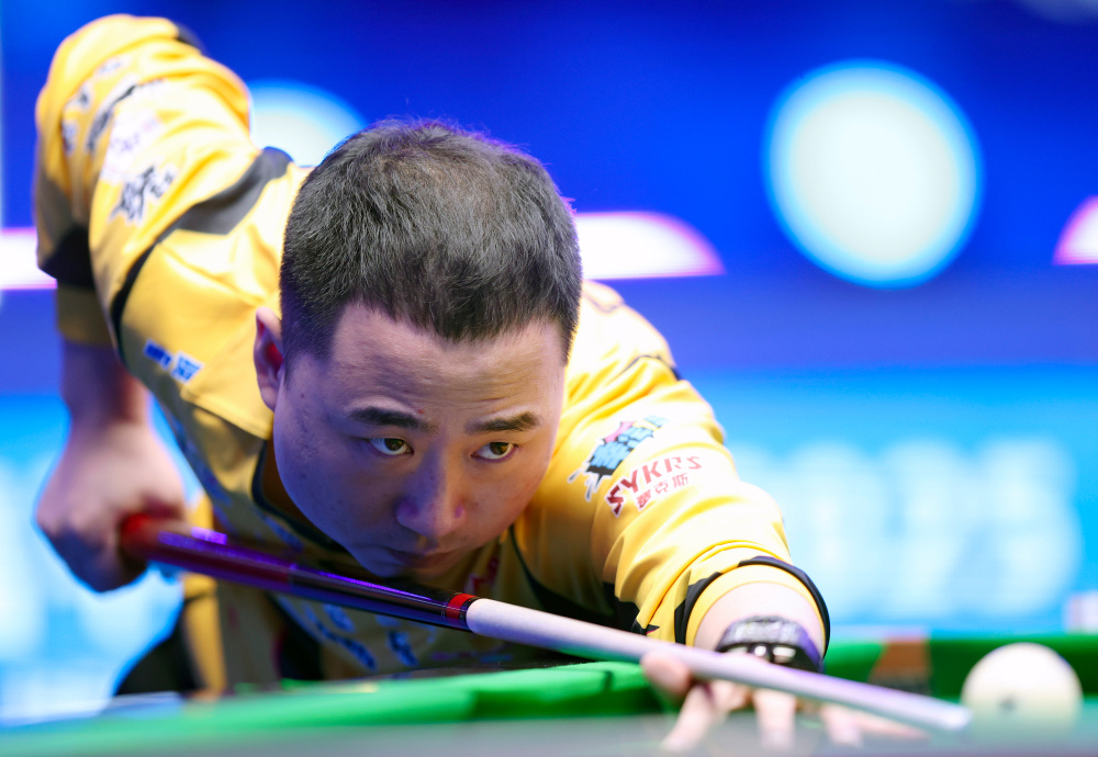 交媒体上引 交媒体上引