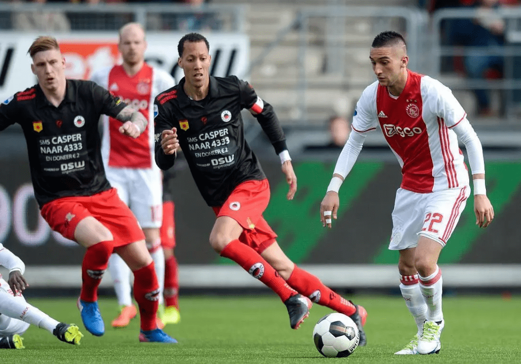 赛中脱颖而 赛中脱颖而