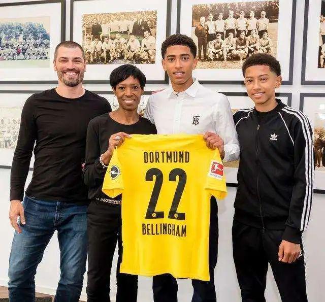 还是乔治 还是乔治